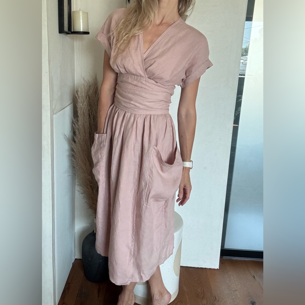 Seaside Tones Linen Dress - Picture 5 of 10